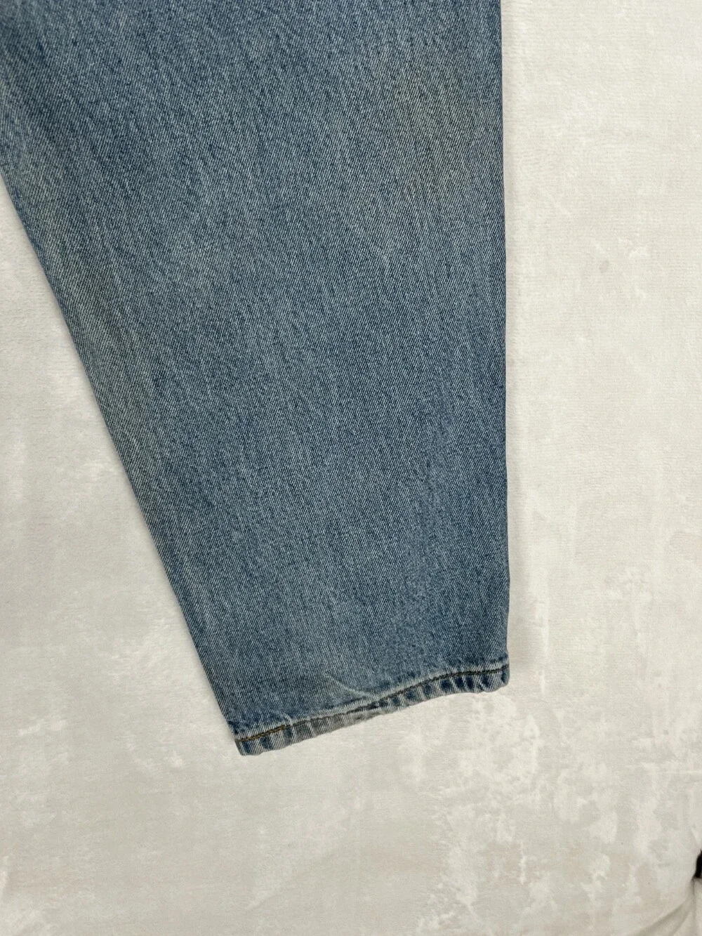 Levis some stains